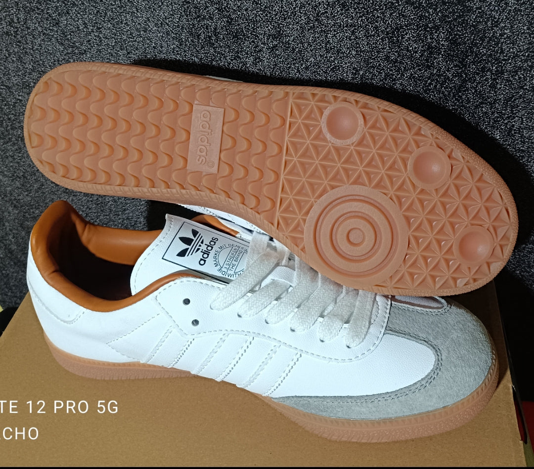 Zapatilla Adidas Samba OG Made in Italy blanca