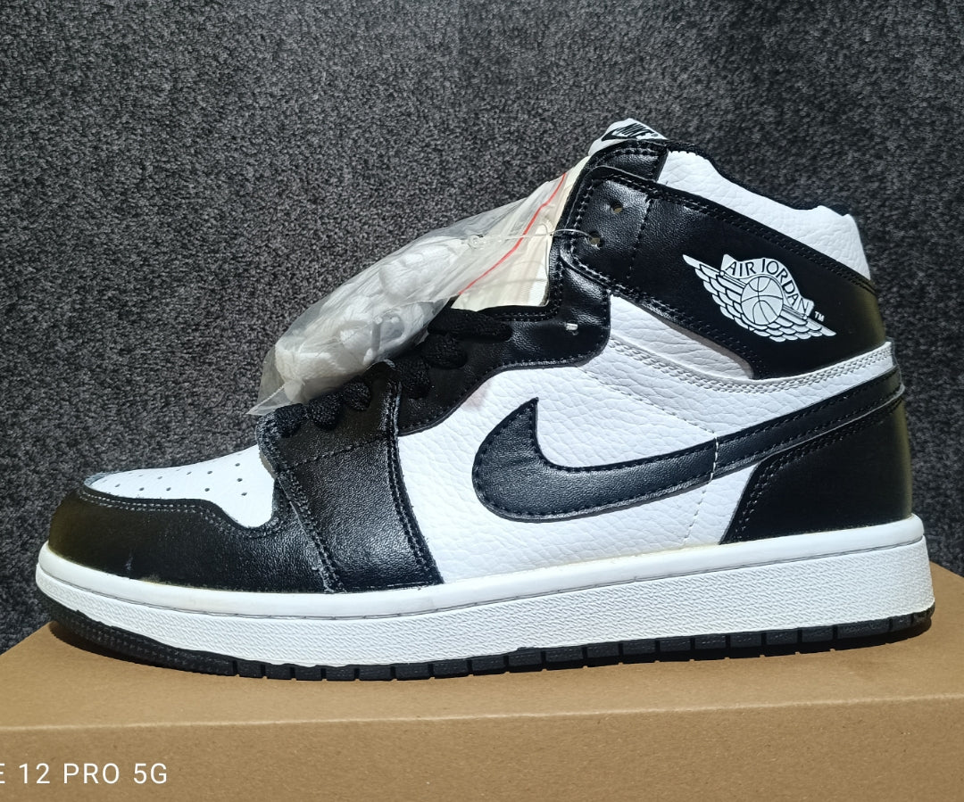 Zapatilla Air Jordan 1 Mid