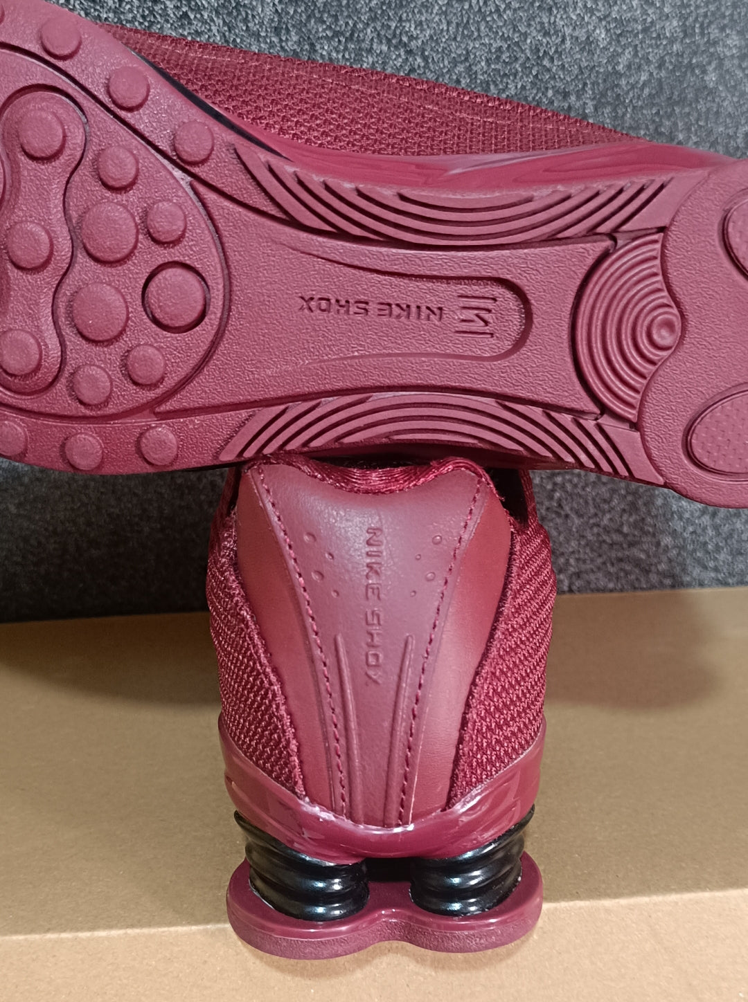 Nike Shox Z Dark Team color guinda