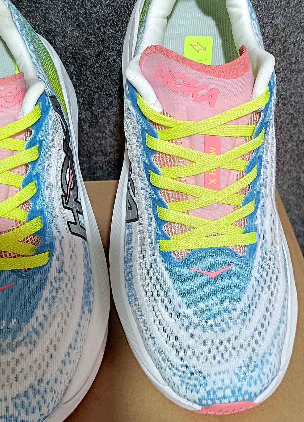 Zapatilla Hoka One Mach X