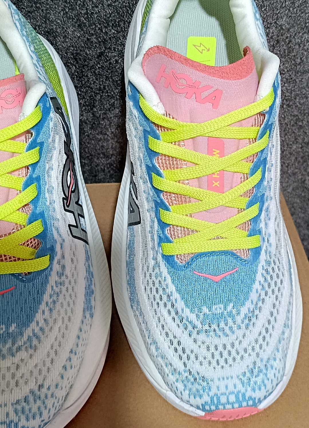 Zapatilla Hoka One Mach X