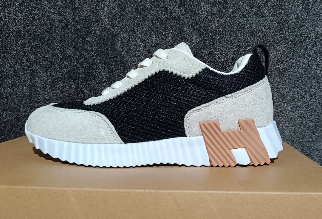 Zapatilla  HERMES Bouncing "Negro y Blanco" para Damas