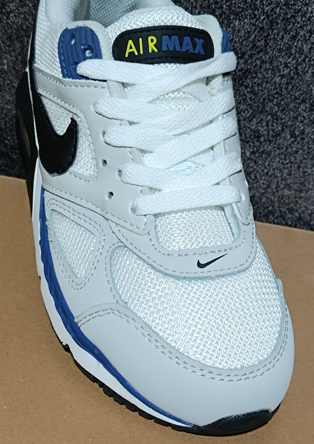 Zapatilla NIKE AIR MAX Ivo Gris azul negro