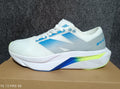 Zapatilla New Balance Fuelcell V4