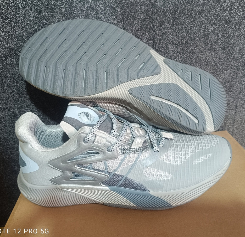Zapatilla New Balance FuelCell Propel RMX